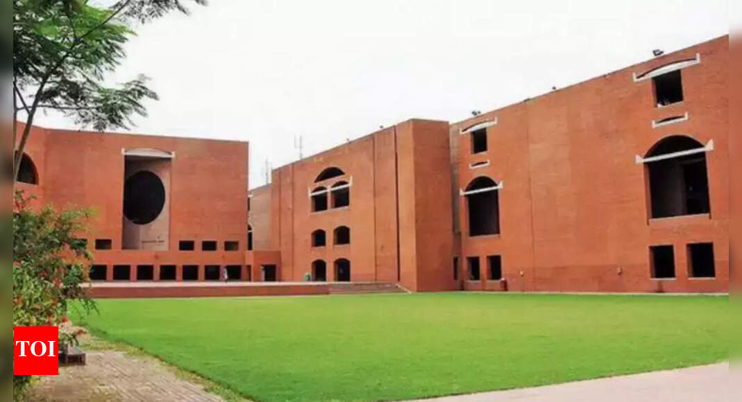 MBA Programme: IIMA launches MBA programme for mid-level professionals ...