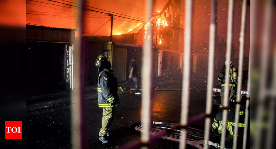 Se teme que al menos 10 personas hayan muerto en los incendios forestales en Chile