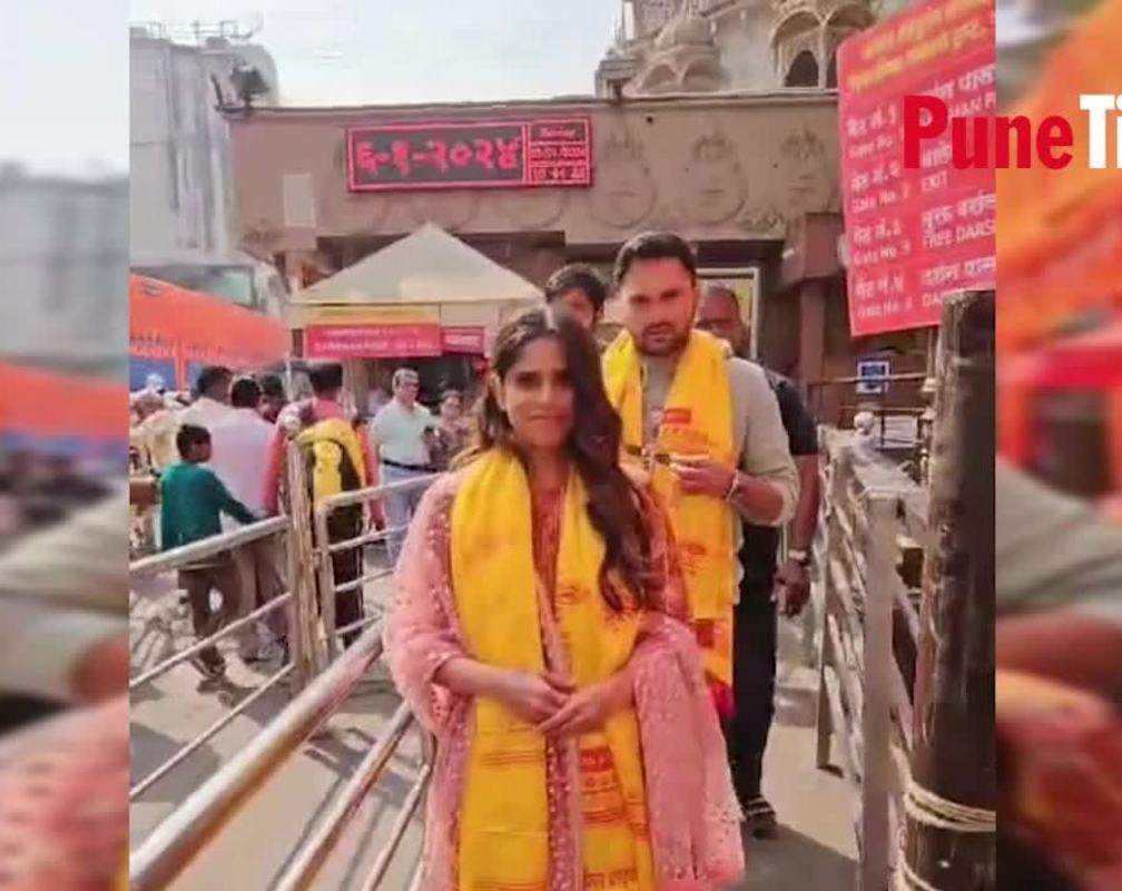 
Sai and Siddharth spotted at Dagadusheth Halwai Ganpati temple
