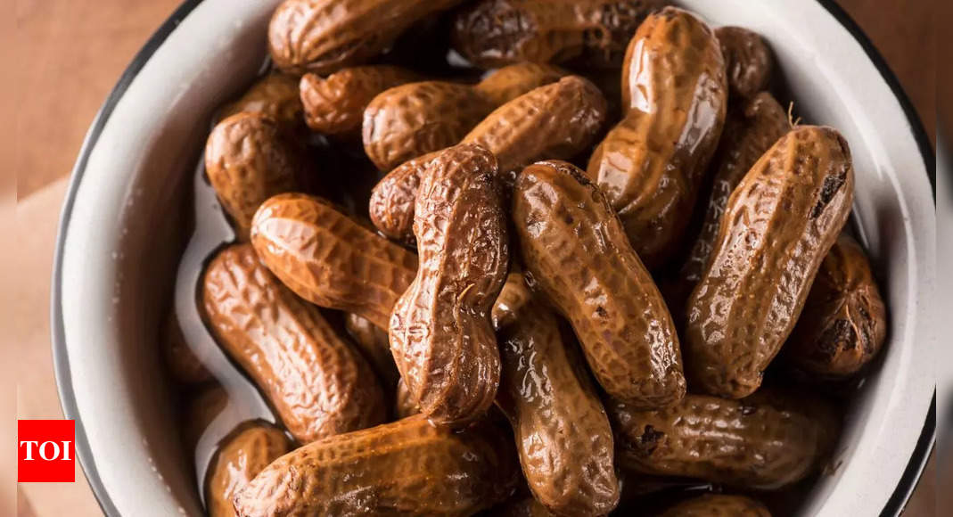 benefits-of-adding-boiled-groundnut-to-your-daily-diet