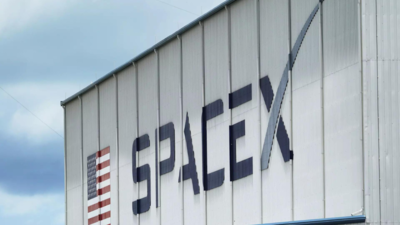 SpaceX delays return of all-European crew