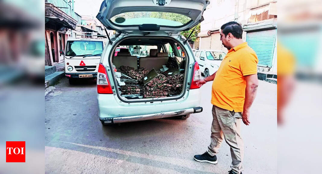 Fake Army Combat Uniforms: Arrest in Chhatrapati Sambhajinagar: Man ...