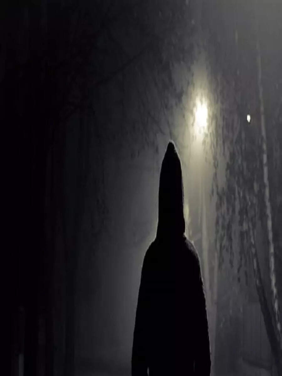 Know What it Means to See Strangers in Your Dreams Times Now