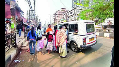 Commuters hit as govt, pvt buses go off city roads