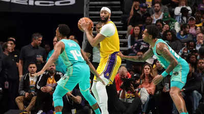 Anthony Davis' triple-double lifts Los Angeles Lakers over reeling Charlotte Hornets