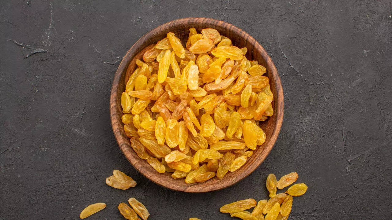 The Surprising Benefits Of Soaking Raisins 7 Reasons To Try It