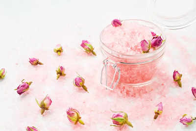 Rose Day 2024: Easy rose scrub recipe for luscious lips