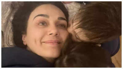 ​Preity Zinta's 'lazy afternoons' are full of little kisses from her twins Gia and Jai; She says, 'No love is better than this'