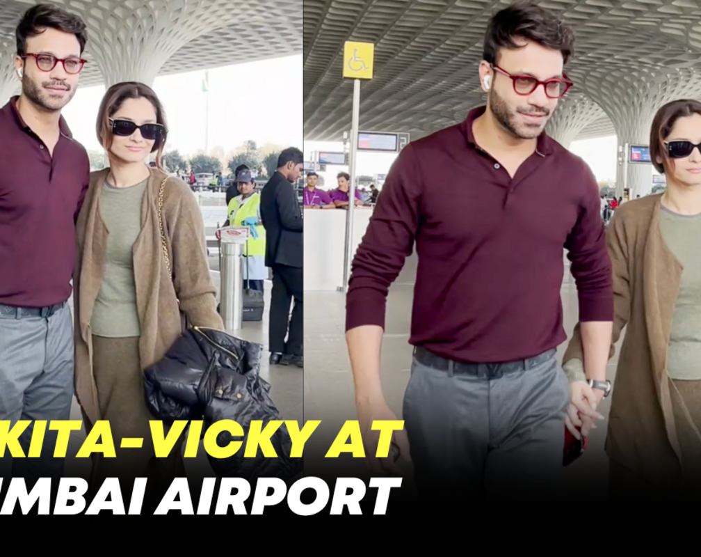 
Ankita Lokhande & Vicky Jain snapped at Mumbai Airport as they jet off to Jodhpur
