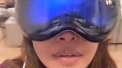 Priyanka Chopra dives into the virtual world, unleashes excitement with new VR headset
