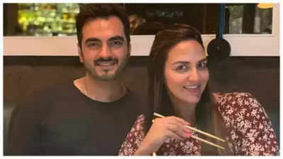 When Esha Deol said that Bharat Takhtani did not want her to put on weight, Hema Malini adviced her to wake up before her husband