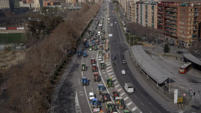 Tractors choke Spanish city streets as farmers protest EU policy