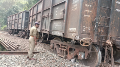 Trolley of goods train derails on Kottavalasa-Kirandul line