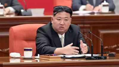Kim Jong Un says he has lawful right to destroy South Korea