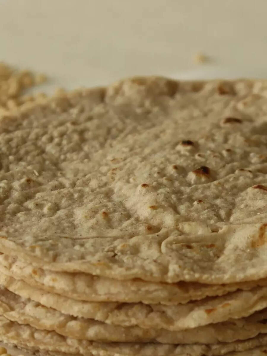 10 reasons why Jowar Roti is a must in changing season | Times of India