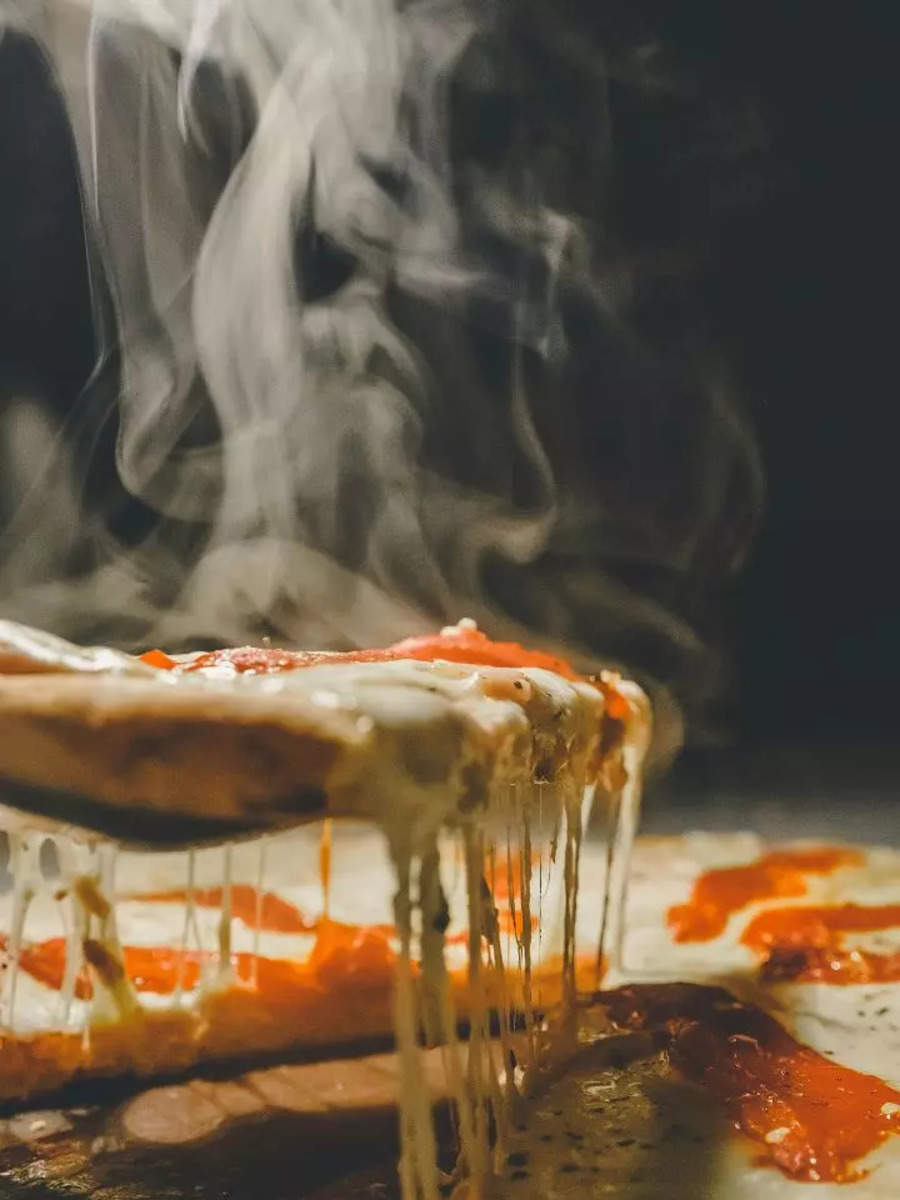 National Pizza Day 2024 7 Popular Pizza Toppings That Everyone Should