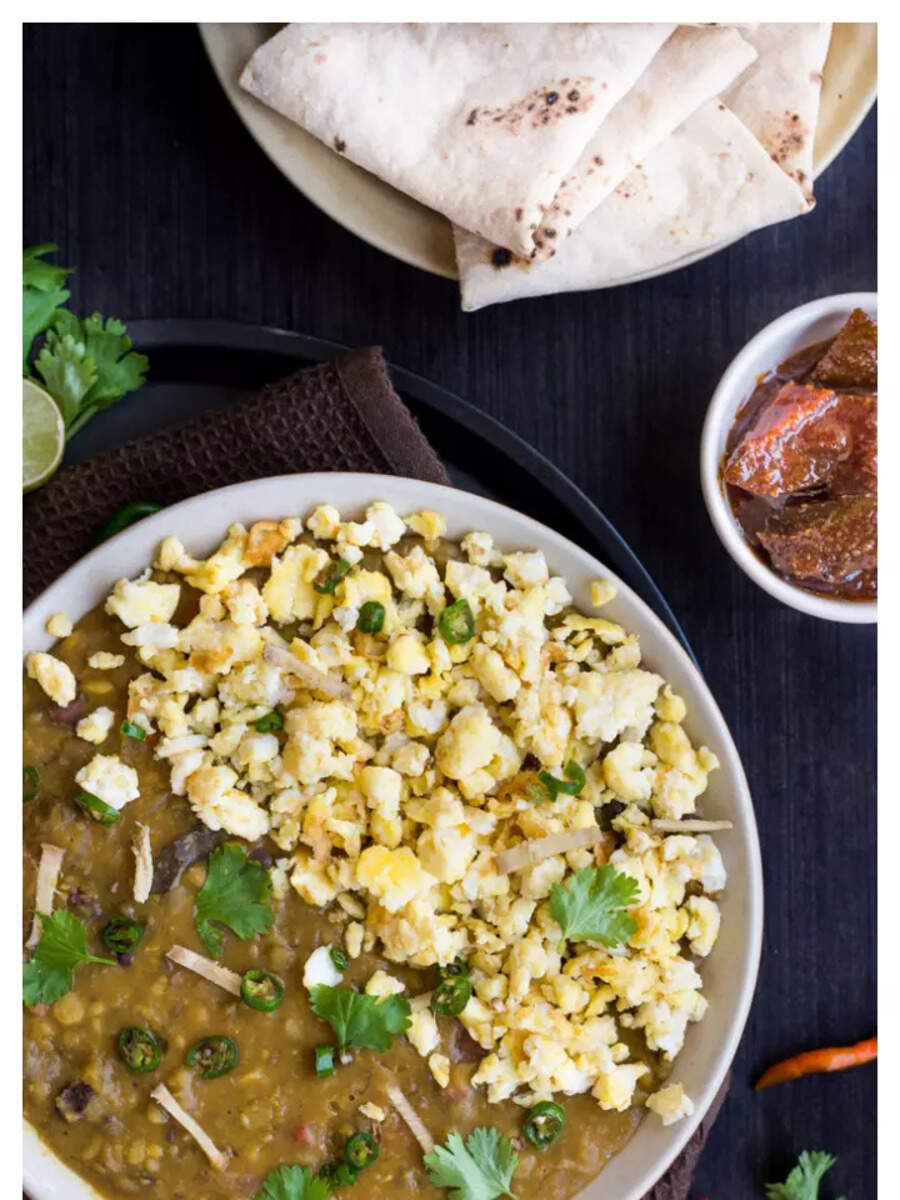 How to make delicious proteinrich Egg Tadka(Anda Tadka) at home