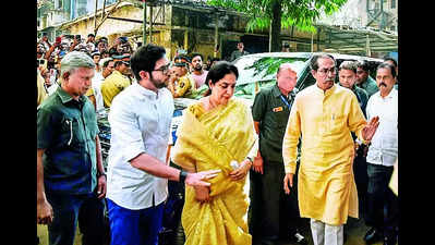 Impose President rule, say UBT Sena & Congress; Nana Patole calls Maharashtra CM, DCM ‘silent spectators’