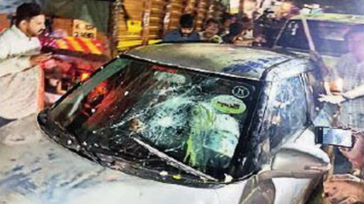 20 BJP workers detained for attack on car with journalist Nikhil Wagle, Asim Sarode