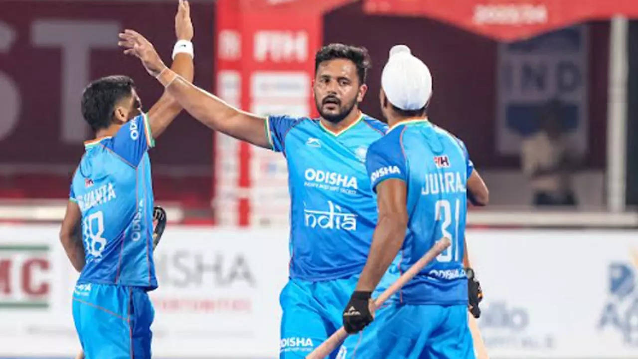 El doblete de Harmanpreet lleva a India a vencer 4-1 a España en la FIH Pro League Hockey News