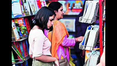 Bibliophiles brave sweltering heat, turn a page at Hyderabad book fair