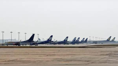 IndiGo aircraft from Amritsar blocks runway at Delhi airport for 15 minutes