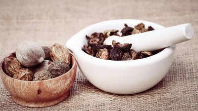 What is Triphala powder? What makes it so healthy and how to make it at home