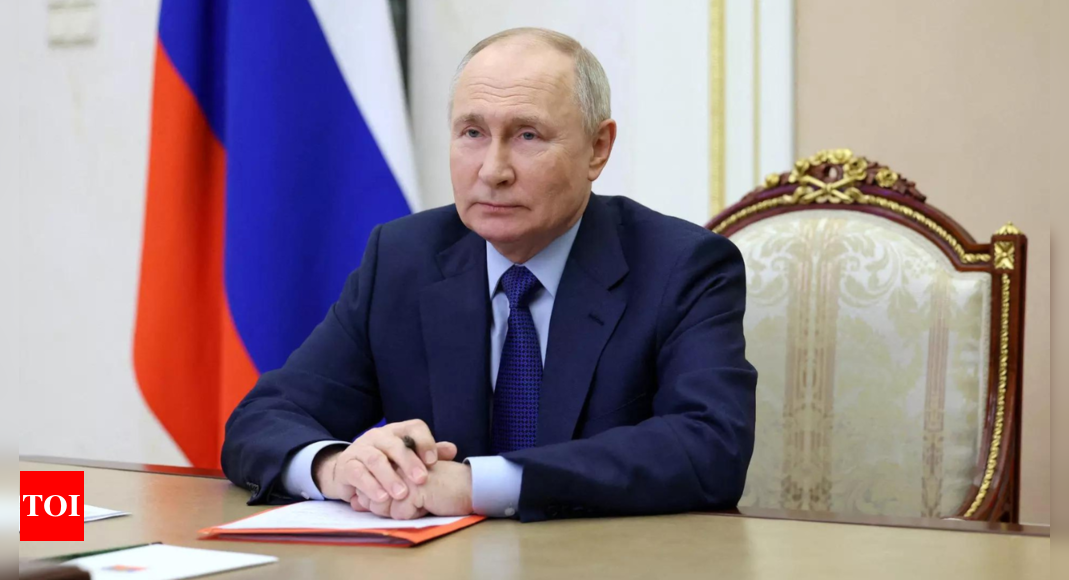 La Russie finalise l'enregistrement des candidats à la présidentielle avec Poutine et trois autres