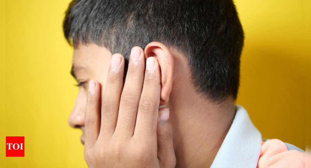 Experiencing ear popping due to seasonal change? Try these tips to relieve it |