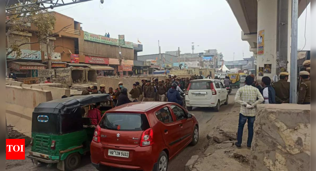 Tikri Border: Local Shopkeepers Fear Losses Due to Farmers' Protest ...