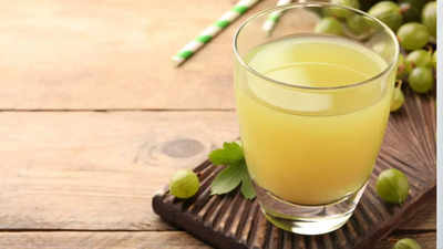 Is amla juice healthy? How to make preservative free amla juice at home