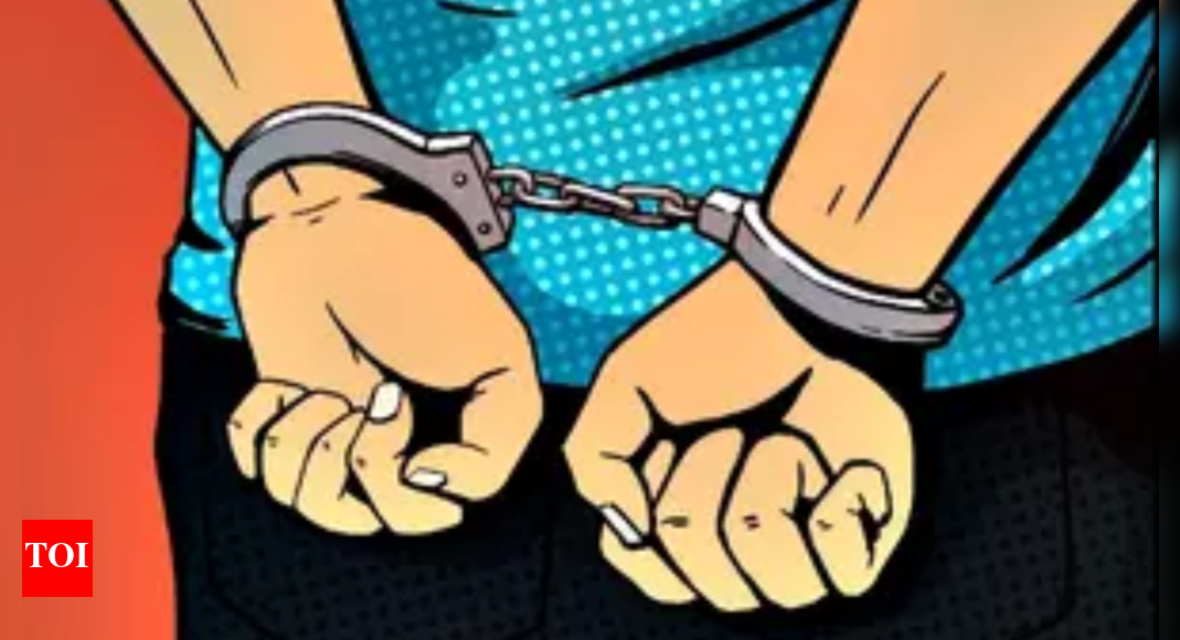 Citizens rough three chain snatchers, hand them to cops | Thane News ...