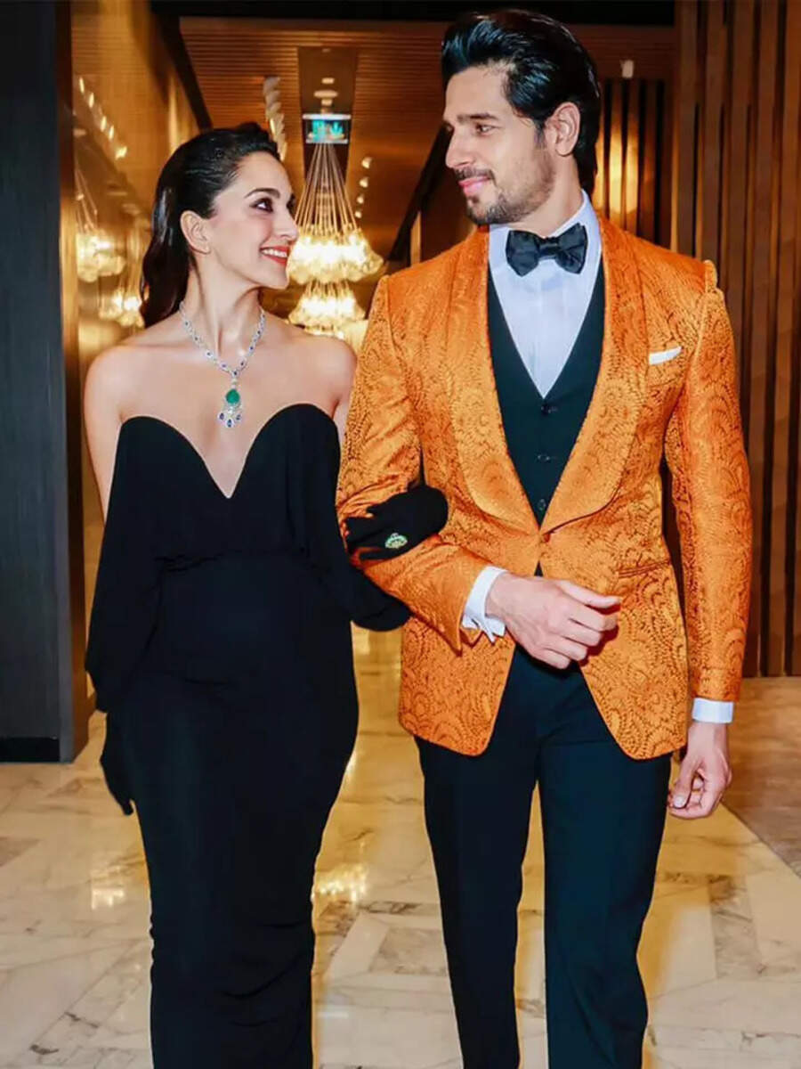 Kiara Advani & Sidharth Malhotra give couple goals as they ace style game at Dubai event - Vimarsana News