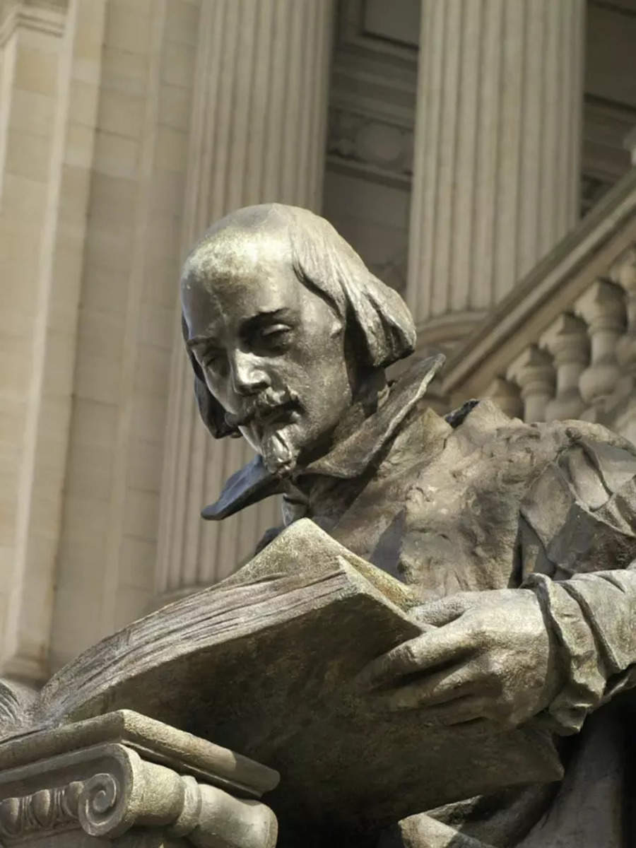 5 Iconic Quotes by Shakespeare That Speak Volumes | Times Now