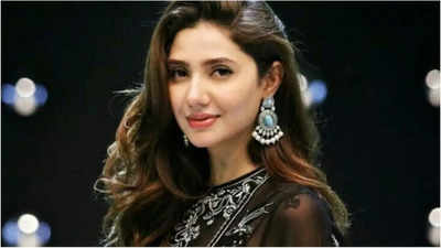 Mahira Khan issues statement after reports of her pregnancy emerge, denies backing out of any project