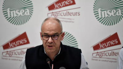 Head of French farmers union says protests could resume