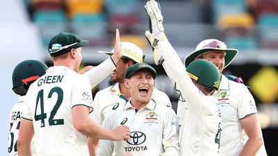 'Dad's Army': Michael Vaughan feels Australia's Test side looks jaded without fresh talent