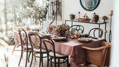 7 smart table styling tips for Valentine's Day celebration