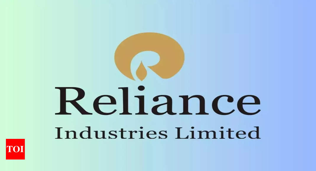 Reliance Industries’ market capitalisation hits Rs 20 lakh crore | India Business News – Times of India