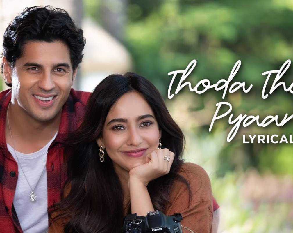 
Enjoy The Popular Lyrical Music Video For Thoda Thoda Pyaar By Stebin Ben In Hindi
