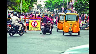 CMRL work results in traffic chaos at Mylapore