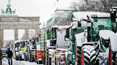 Agencies keep eye on global trend of ‘tractorcades’
