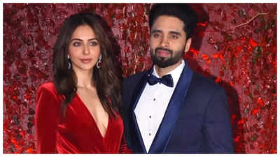 Rakul Preet Singh and Jackky Bhagnani to delay their honeymoon and head back to work after their wedding