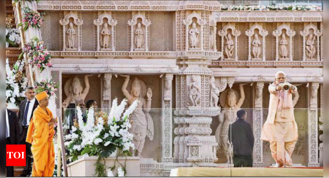 Modi 총리는 '황금 장': UAE mandir이 Ayodhya의 기쁨에 추가되었다고 말했습니다 |  인도 뉴스