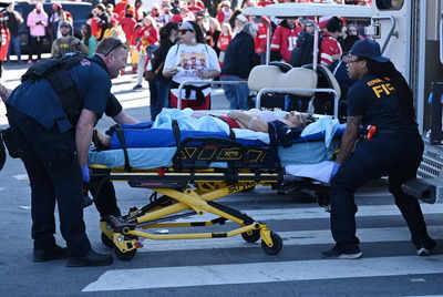 8 to 10 people injured after shooting near Chiefs parade, official says