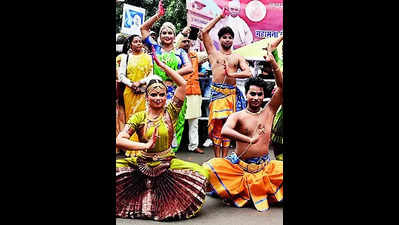 BHU celebrates foundation day, Basant Panchami with fervour