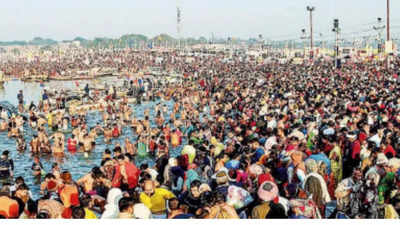 42 lakh devotees take holy dip at 12 Sangam ghats on Basant Panchami