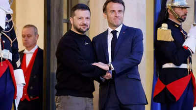 Macron, Zelenskyy to sign security deal in Paris Friday