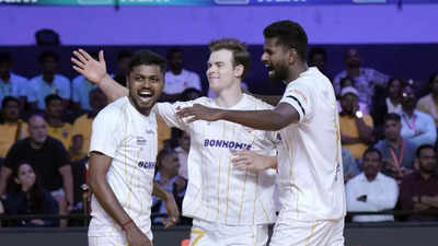 Prime Volleyball League: Ahmedabad Defenders beat hosts Chennai Blitz in straight sets