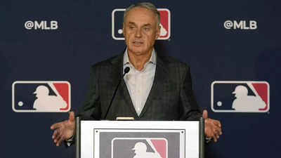 Rob Manfred announces departure as MLB commissioner in 2029